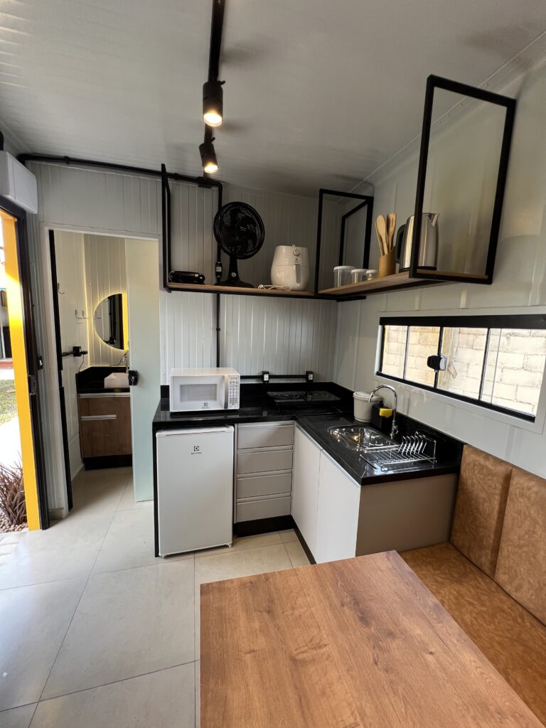 casas e kitnet modulares em container em itajaí SC