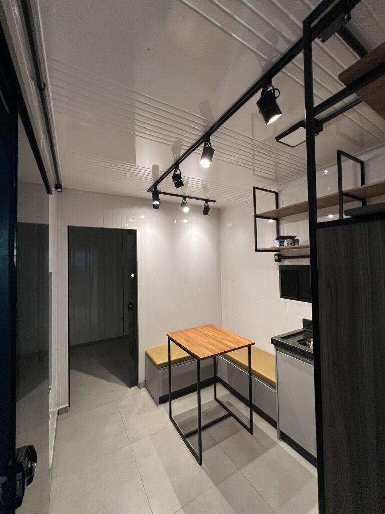 casas e kitnet modulares em container em itajaí SC