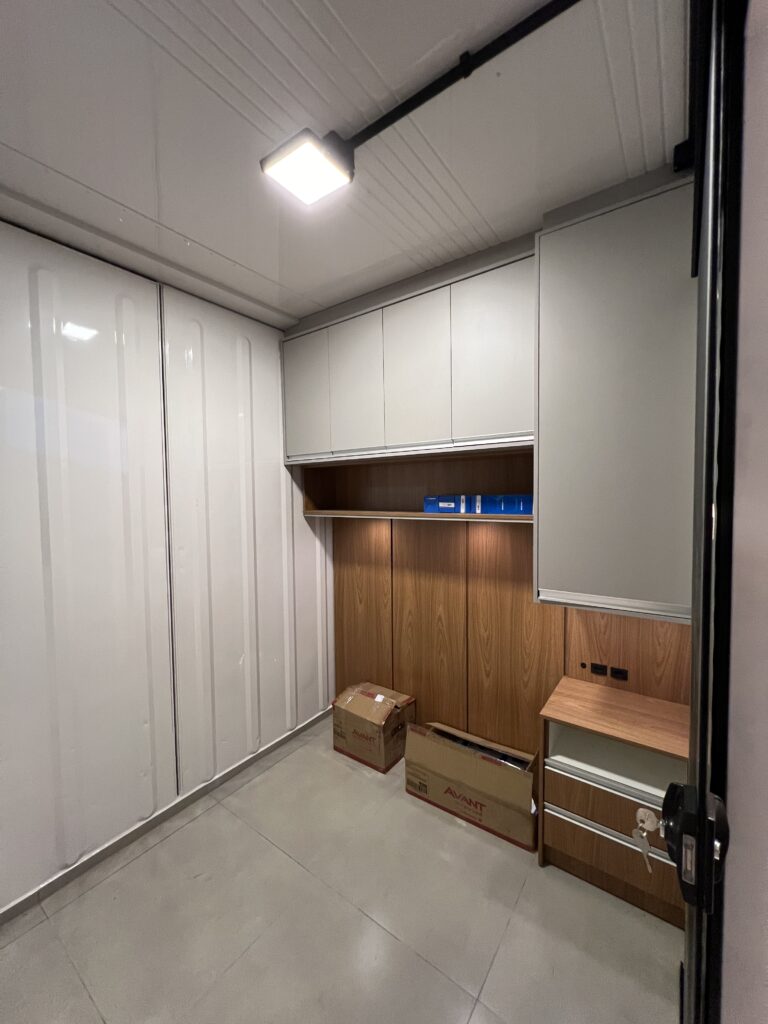 casas e kitnet modulares em container em itajaí SC